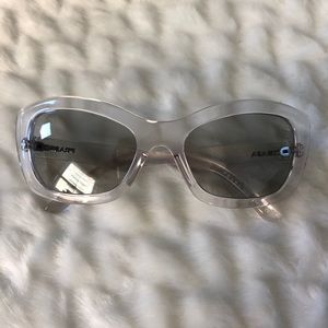 Prada lucite sunnies 😎